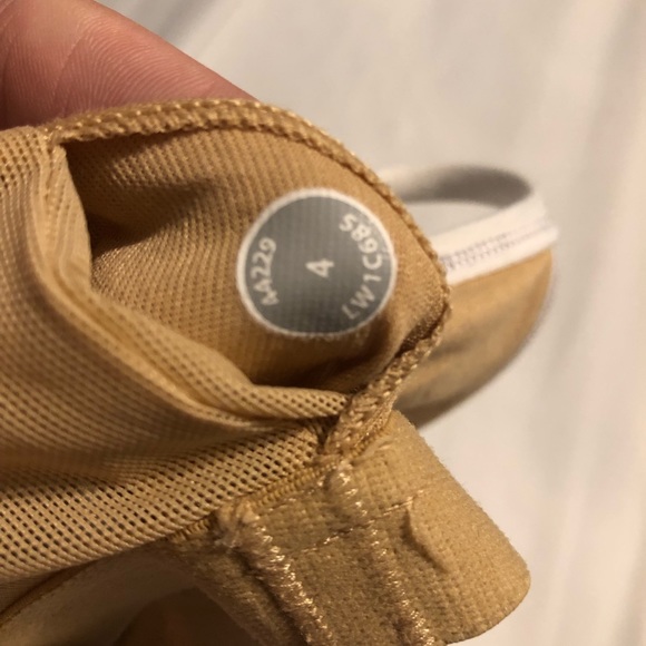 đź–¤Lululemon White Tank Top size 4 - Picture 8 of 8